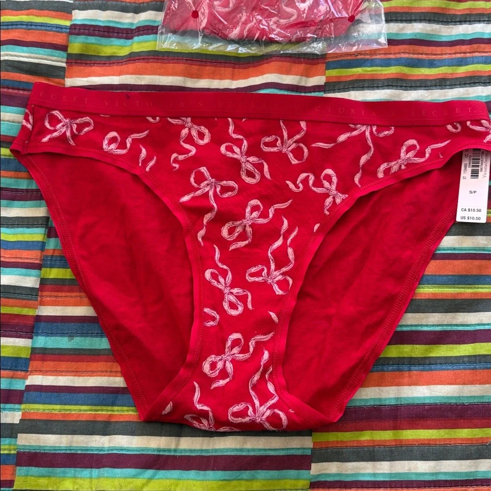 1-Victoria's Secret Red size, small new tags Bottoms with Bow Design - Picture 2 of 5